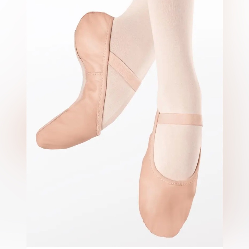 New in box Balera No-Tie Full-Sole Ballet
Style W450 little girl sz 9